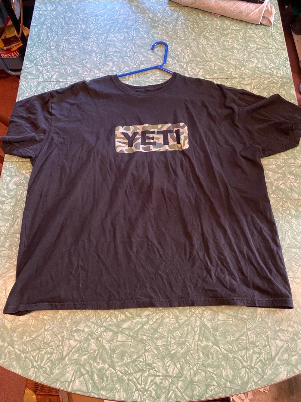Men’s 3XL Black Yeti Camo Box Logo T-Shirt
